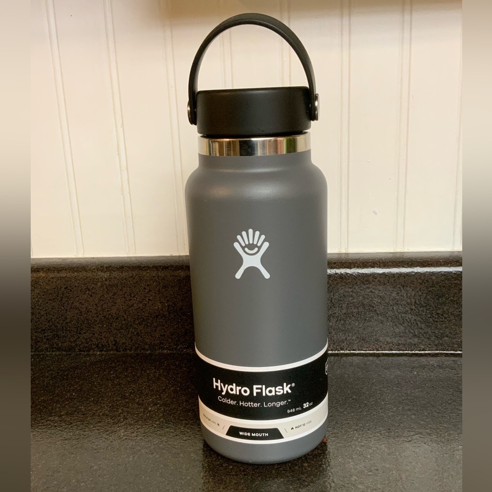 Hydro Flask Wide Mouth in Stone 32 oz